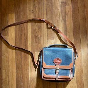 Dooney & Bourke Surrey Medium Carrier - Navy